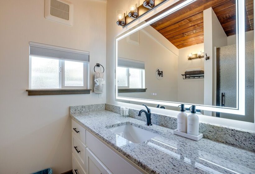 Birch Bay Vacation Home, Close To Beachfront Parks