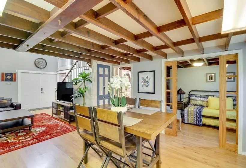 Charming Bay St Louis Home: Deck, On Canal!