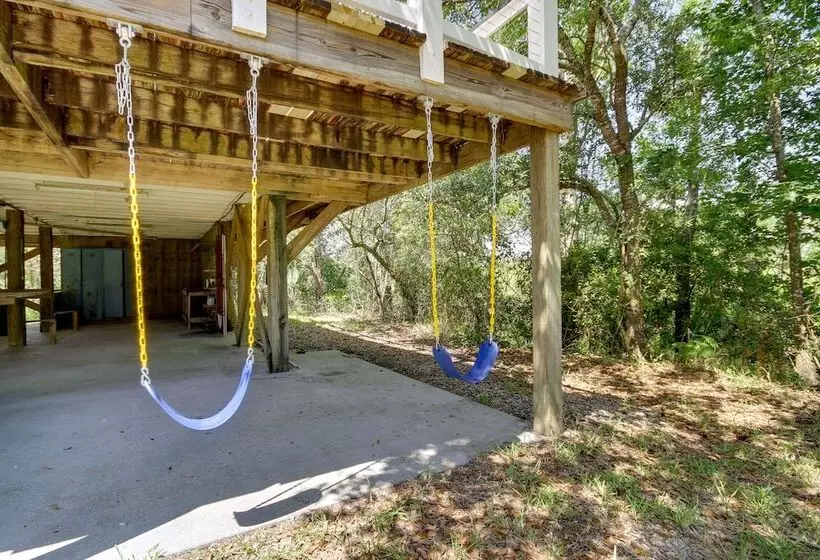 Charming Bay St Louis Home: Deck, On Canal!
