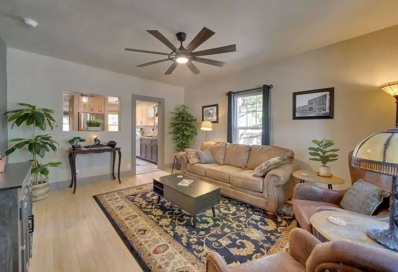 Clarkdale Home W/ Furnished Deck  Half Mi To Dtwn!