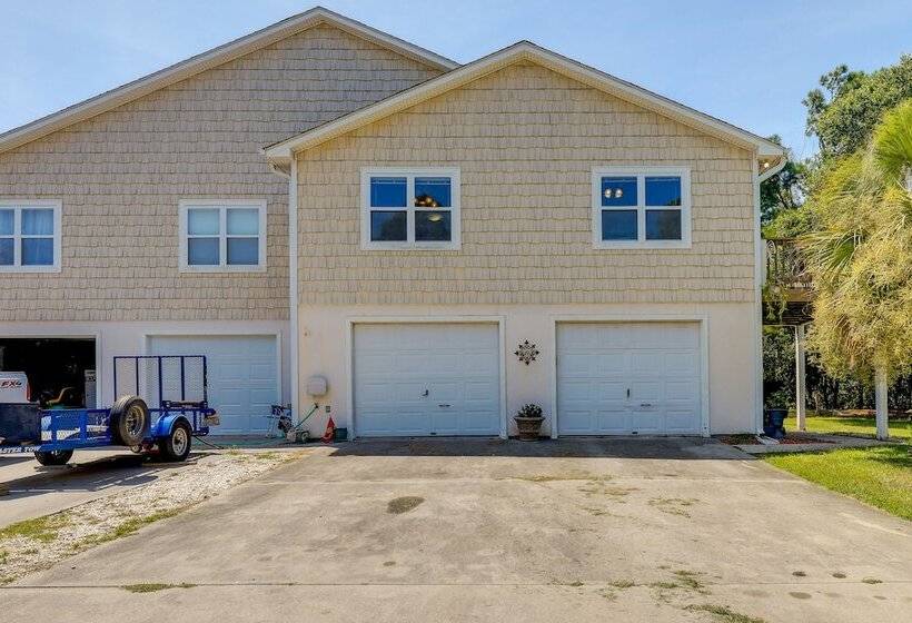 Charming Emerald Isle Escape < 1 Mi To Beach!