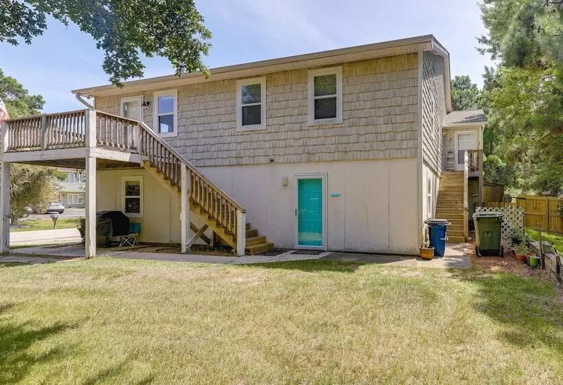 Charming Emerald Isle Escape < 1 Mi To Beach!