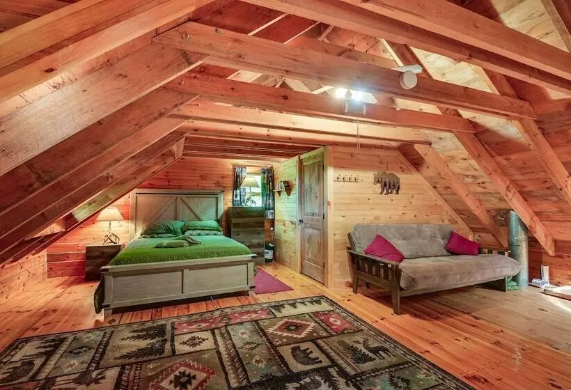 Charming Wellesley Island Cabin Near State Parks