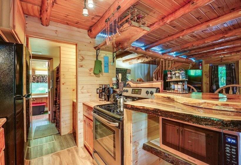 Charming Wellesley Island Cabin Near State Parks