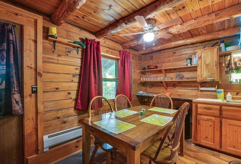 Charming Wellesley Island Cabin Near State Parks