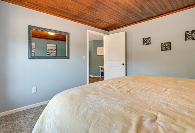 Chippewa Falls Retreat On Lake Wissota W/ 2 Decks!