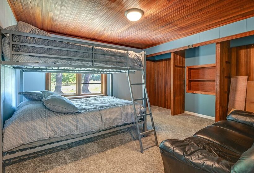 Chippewa Falls Retreat On Lake Wissota W/ 2 Decks!