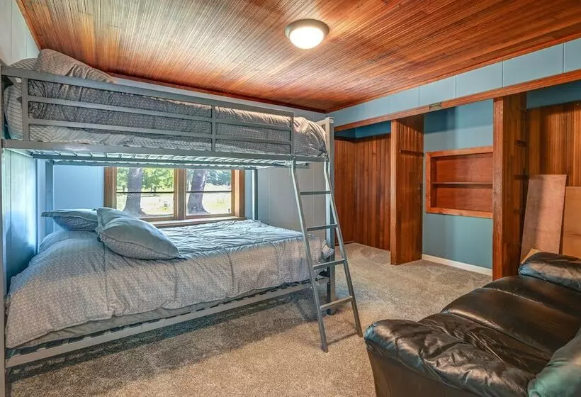 Chippewa Falls Retreat On Lake Wissota W/ 2 Decks!