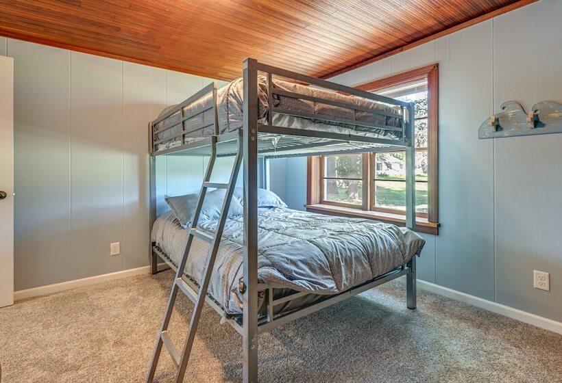 Chippewa Falls Retreat On Lake Wissota W/ 2 Decks!