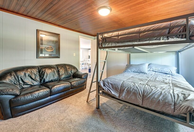Chippewa Falls Retreat On Lake Wissota W/ 2 Decks!