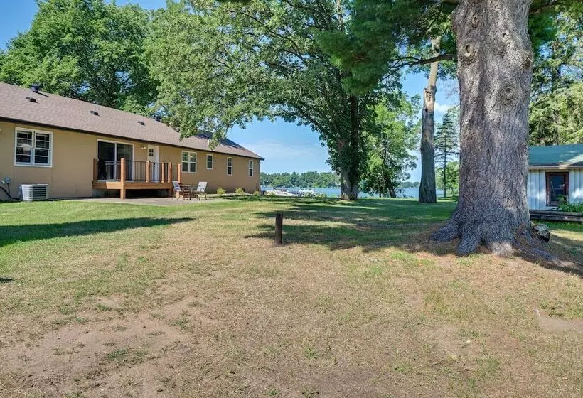 Chippewa Falls Retreat On Lake Wissota W/ 2 Decks!