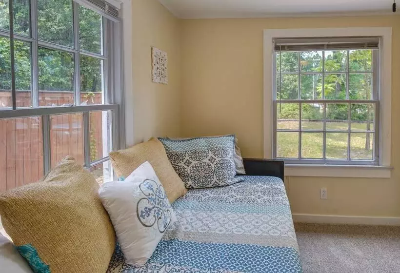 Cozy 3 Oaks Cottage In Gulfport: Close To Beach!