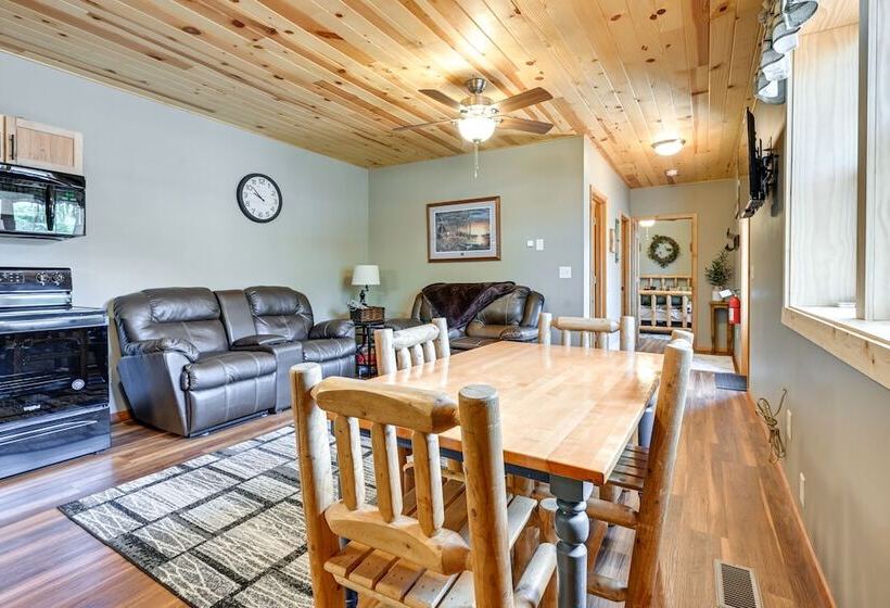 Cozy Lake Wissota Escape W/ Community Dock!