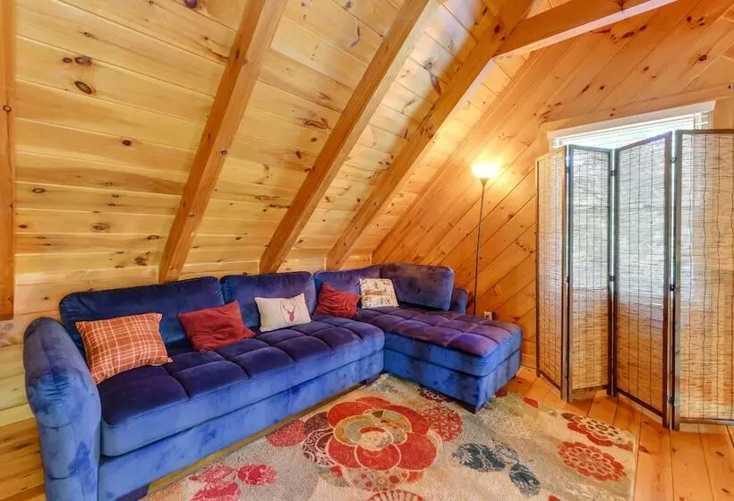 Cabin W/ Hot Tub + Fishing Pond In Del Rio!