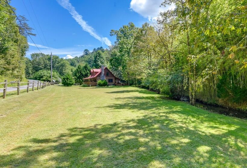 Cabin W/ Hot Tub + Fishing Pond In Del Rio!