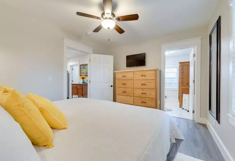 Egin Lakes Dunes Access Home W/ Private Yard!