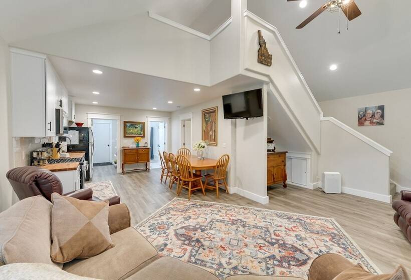 Egin Lakes Dunes Access Home W/ Private Yard!