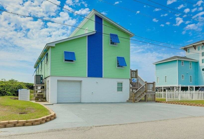 Emerald Isle Retreat   Steps Away From Beach!