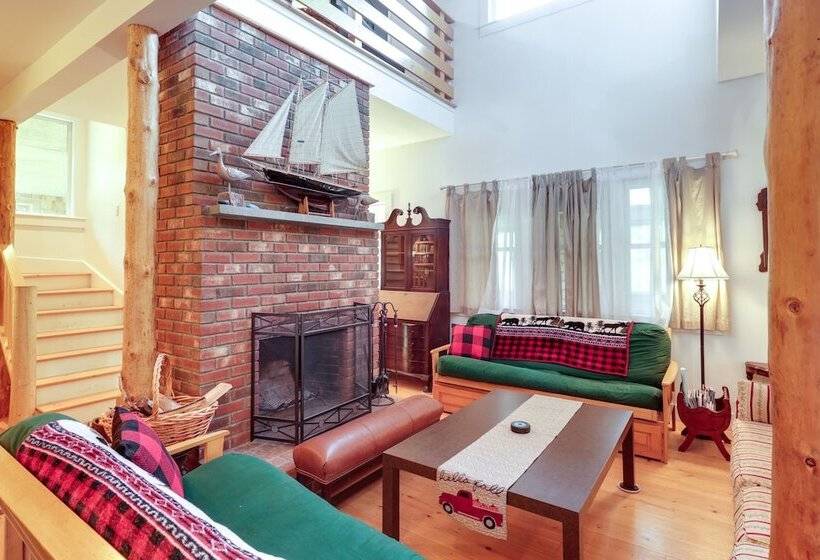 Enchanting Retreat In Prospect Harbor