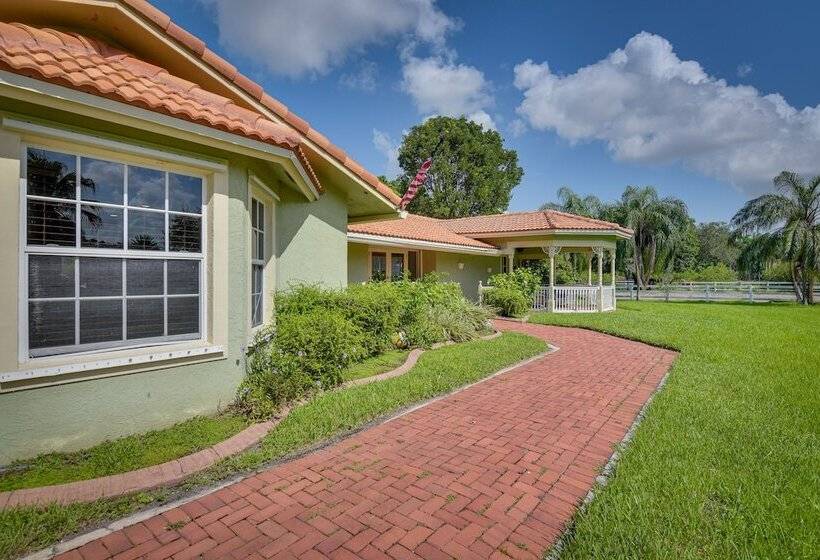 Florida Escape W/ Pool ~ 16 Mi To Fort Lauderdale!