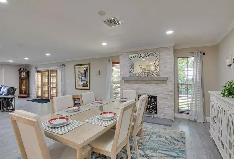 Florida Escape W/ Pool ~ 16 Mi To Fort Lauderdale!