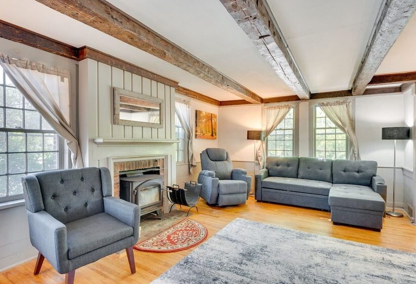 Franconia Home W/ Community Pool & River Access!