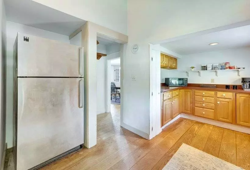 Franconia Home W/ Community Pool & River Access!