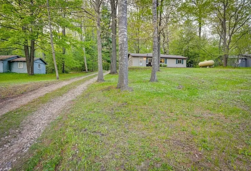 Harrison Cabin W/ Fire Pit & Elbow Lake Access!