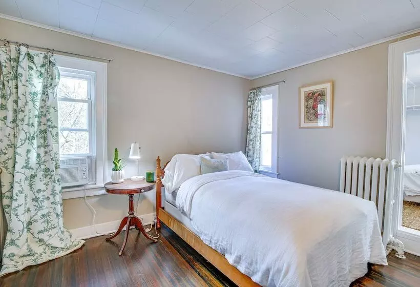 Historic Poughkeepsie Home Near Arlington & Vassar