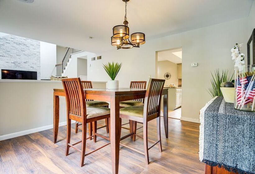 Inviting Lancaster Vacation Home: 3 Mi To Downtown