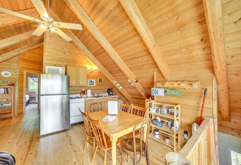 Lakefront Cabin W/ Dock & Trails, Mins To Town!