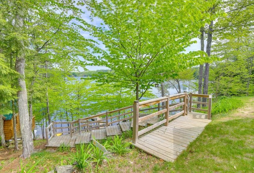 Lakefront Cabin W/ Dock & Trails, Mins To Town!