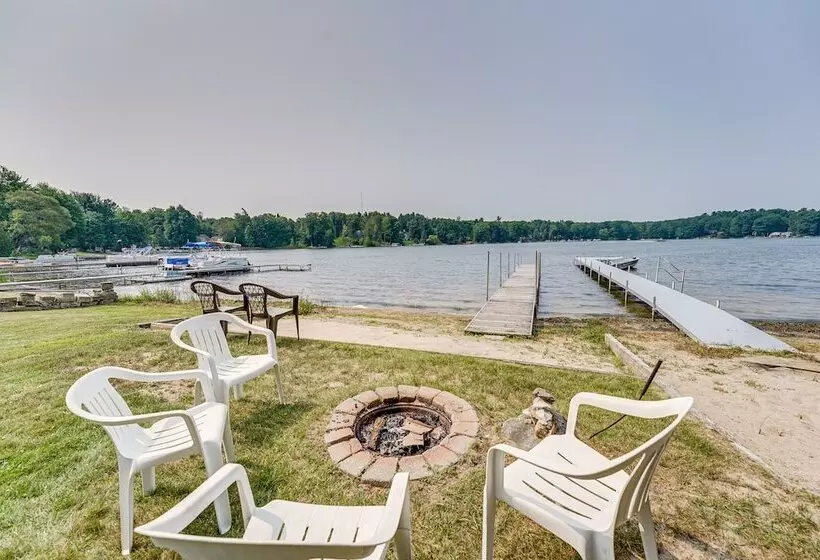 Lakefront Grant Cottage W/ Grill & Fire Pit!