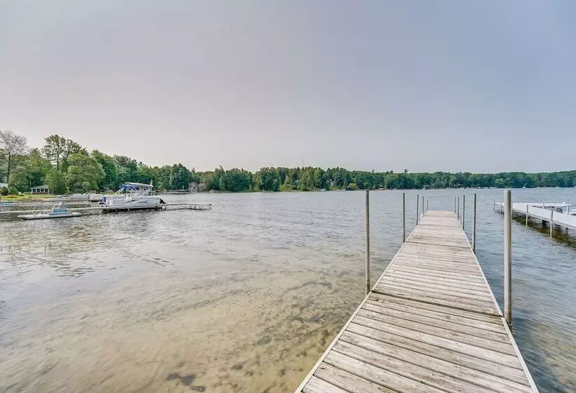 Lakefront Grant Cottage W/ Grill & Fire Pit!