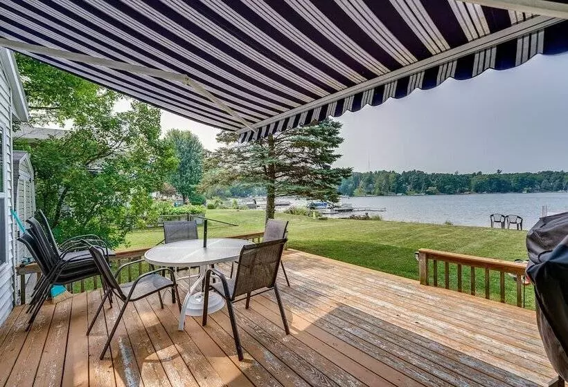 Lakefront Grant Cottage W/ Grill & Fire Pit!