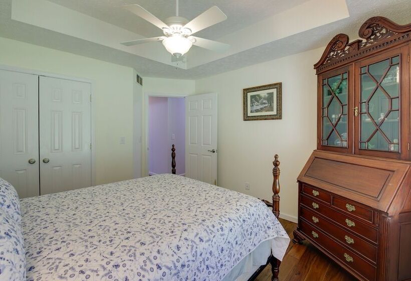 Lakefront Lafollette Home W/ Private Boat Slip!