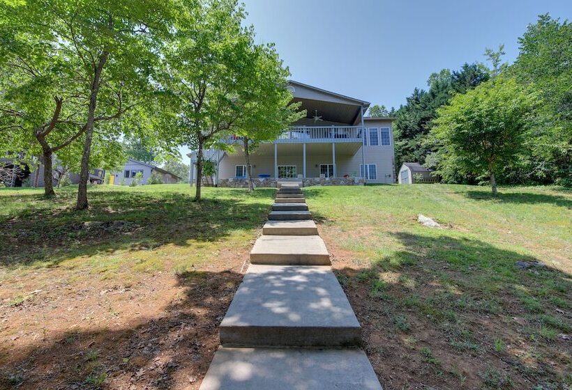 Lakefront Lafollette Home W/ Private Boat Slip!