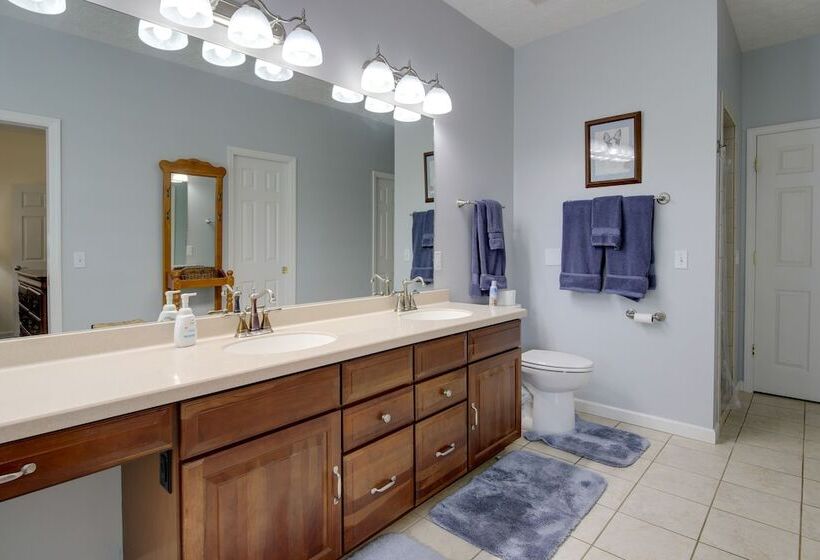 Lakefront Lafollette Home W/ Private Boat Slip!