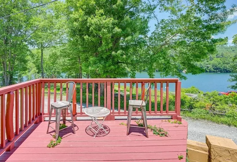 Lakefront North Carolina Abode W/ Grill & Fire Pit