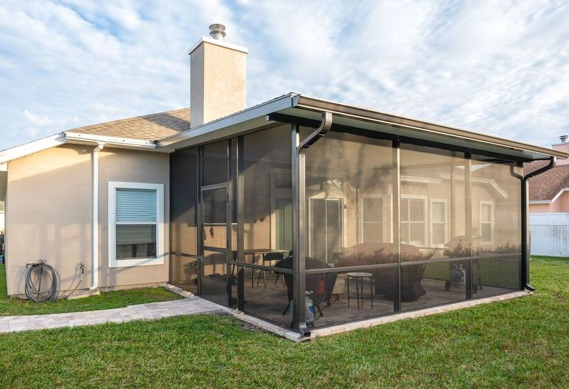 Lovely Family Home W/ Lanai, 6 Mi To Amelia Island