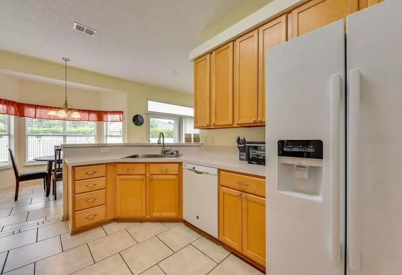 Lovely Family Home W/ Lanai, 6 Mi To Amelia Island