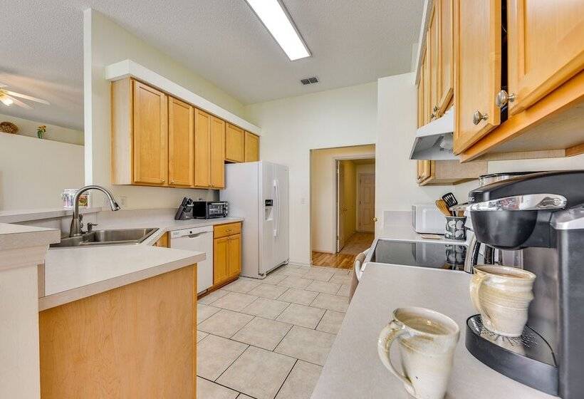 Lovely Family Home W/ Lanai, 6 Mi To Amelia Island