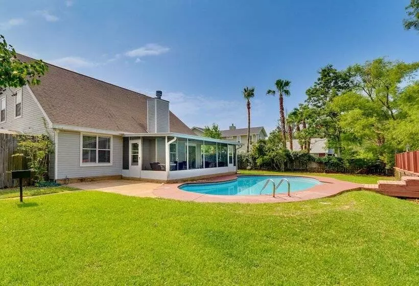 Mary Esther Home With Private Pool & Fireplace!