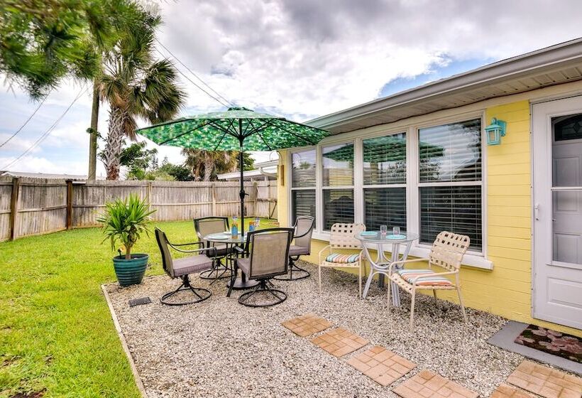 Ormond Beach Vacation Rental: Walk To Beaches!