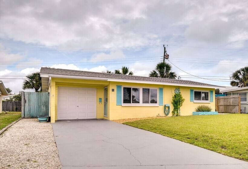 Ormond Beach Vacation Rental: Walk To Beaches!