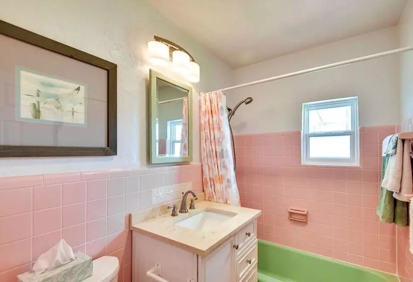 Ormond Beach Vacation Rental: Walk To Beaches!