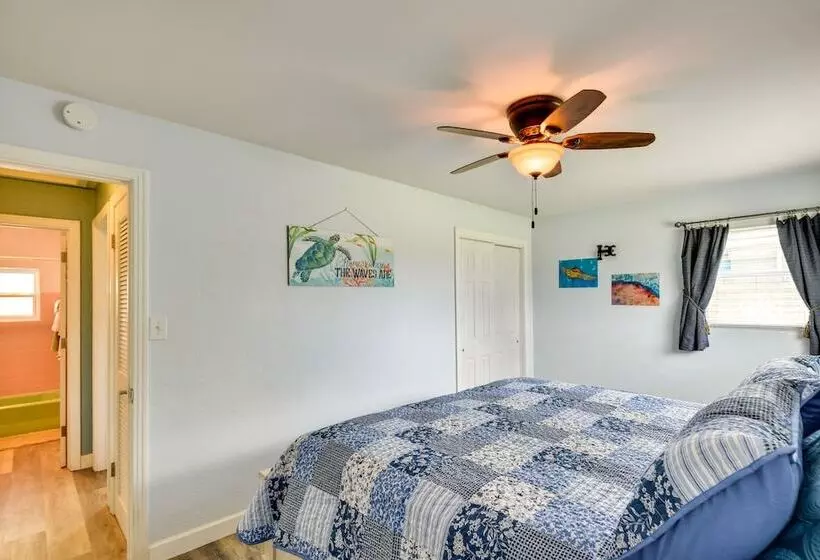 Ormond Beach Vacation Rental: Walk To Beaches!