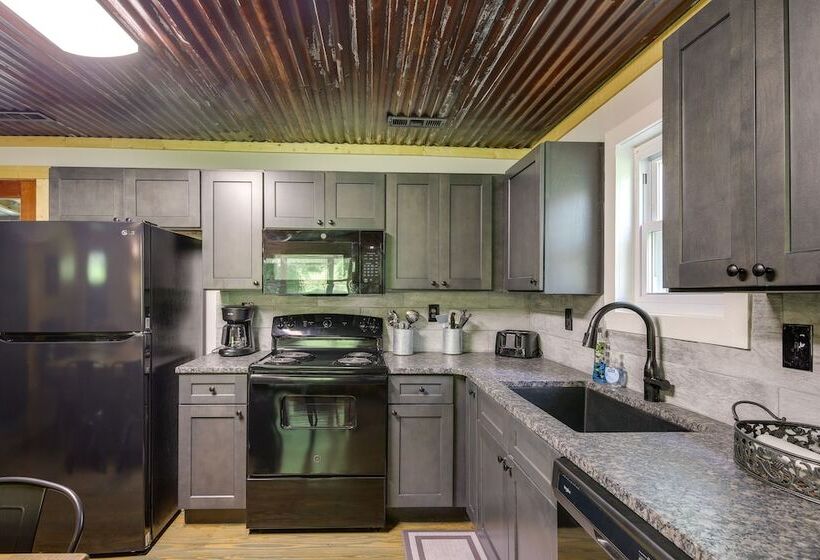 Huntsville Vacation Rental W/ Hiking & Atv Trails!