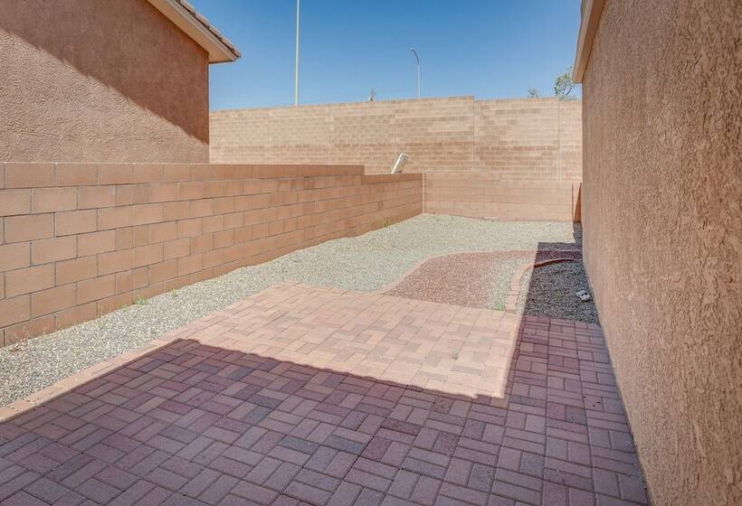 Pet Friendly Bernalillo Vacation Rental!