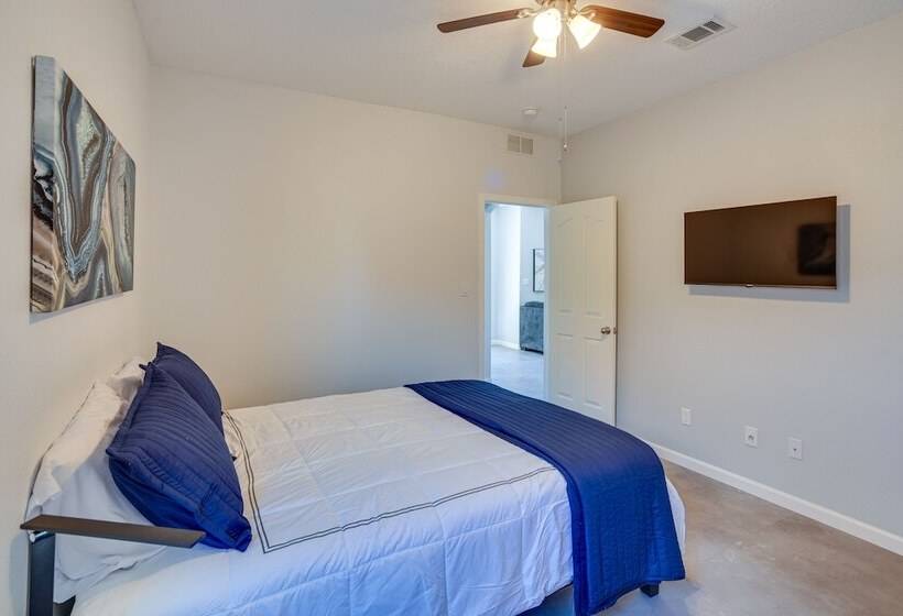 Pet Friendly Bernalillo Vacation Rental!